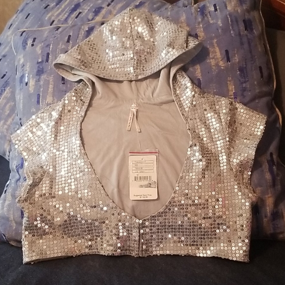 Free People Tops - FREE PEOPLE Sequin cropped hoodie!!